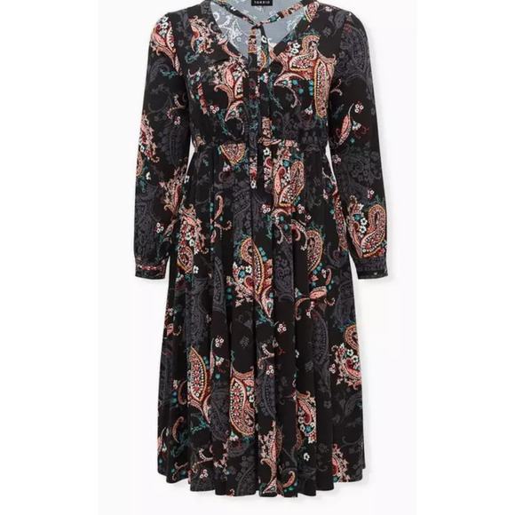 Torrid Sz 0 (12) Paisley Black/Red Long Sleeved V Neck Fit and Flare Dress - Picture 1 of 10